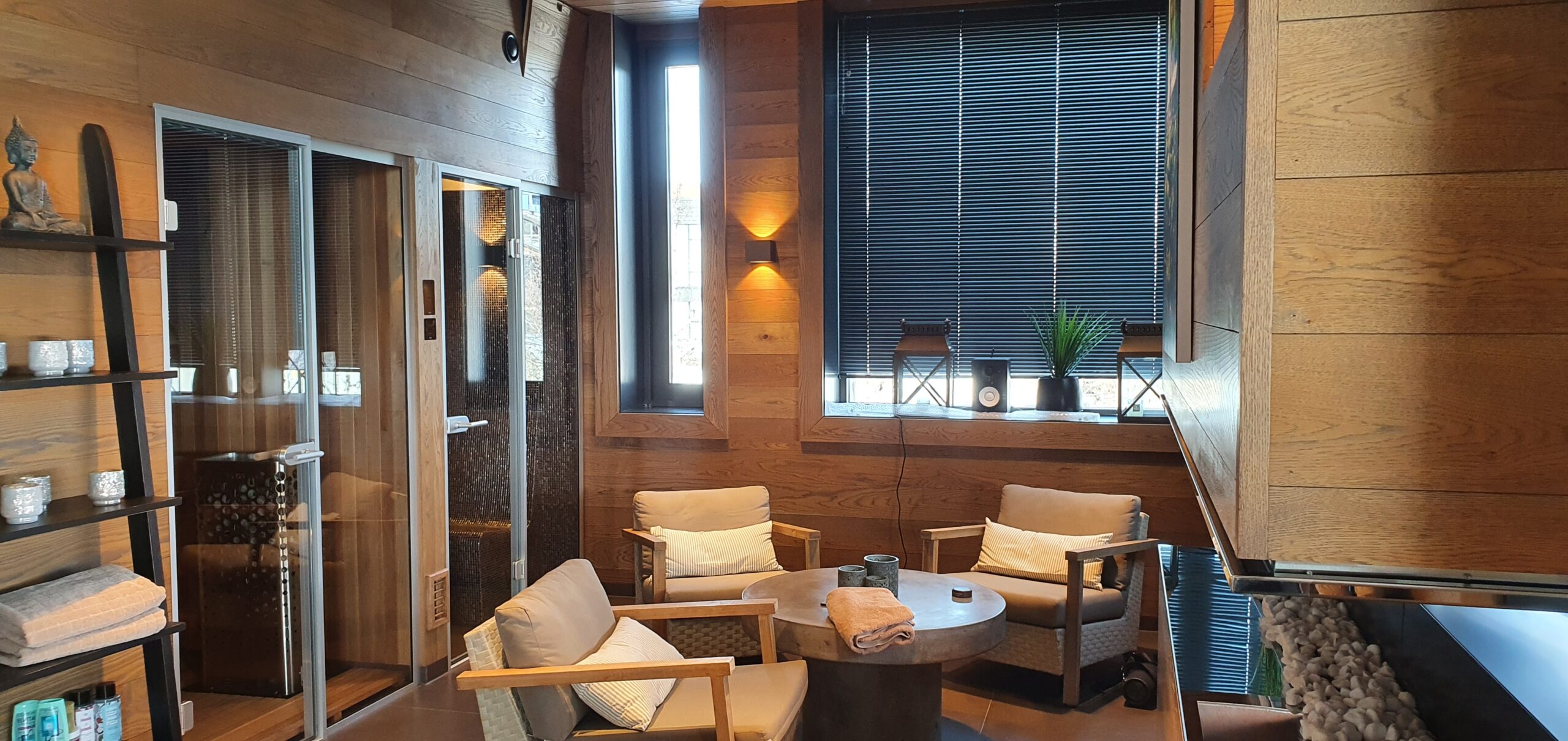 Lyd i flere rom Hemsedal 21 høyttalere 8 soner